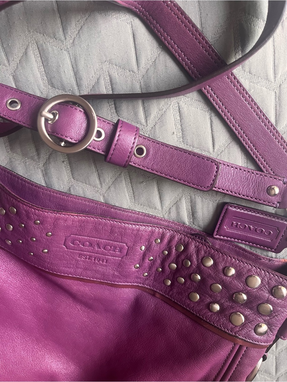 💎💝COACH Purple Leather Studded Shoulder Bag